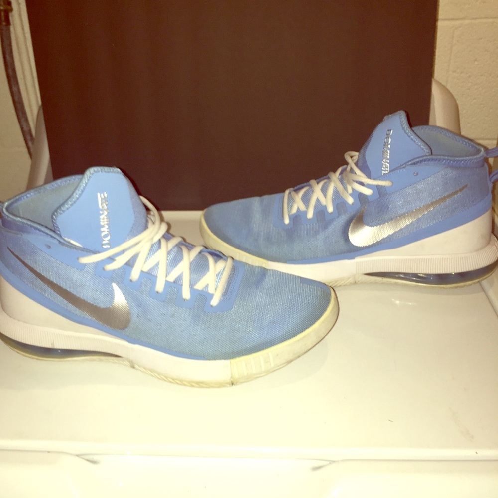 Air Max Dominate Light Blue Silver & White Size 13